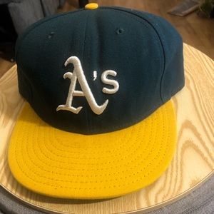 New Era Oakland Athletics, size 7 1/2